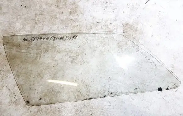 Rear side window