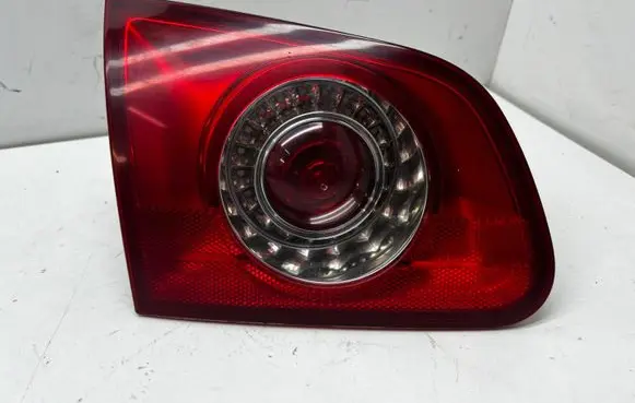 Volkswagen PASSAT B6 Tailgate rear/tail lights 3C9945093