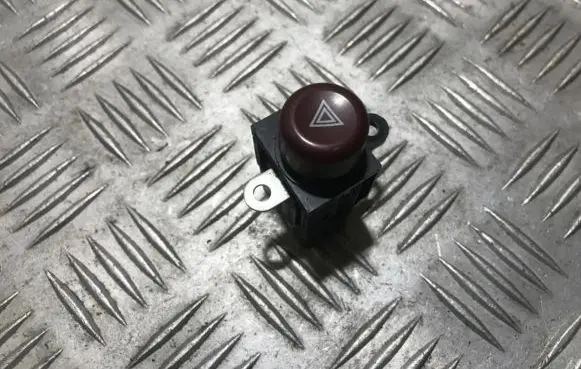 Mitsubishi Galant Hazard light switch 06005 niles06005