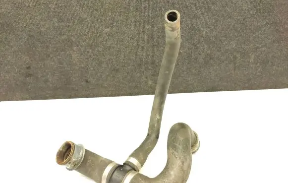 Mercedes-Benz Sprinter W906 Engine coolant pipe/hose A9065011482 DBL625412