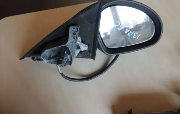 Seat Ibiza III (6L) Front door electric wing mirror 
