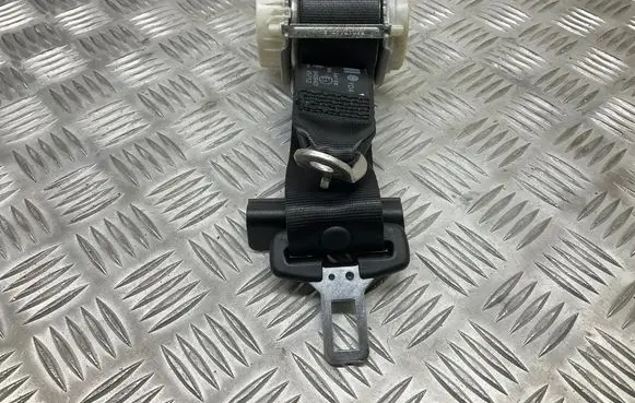 Volkswagen Eos Rear seatbelt 1Q0857805