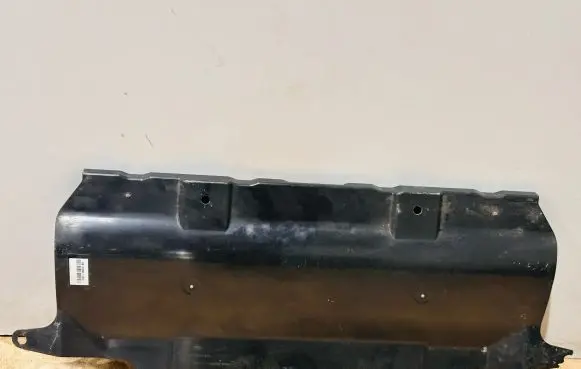 Front bumper skid plate/under tray