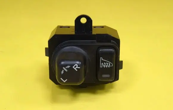 Honda Accord Wing mirror switch SEAE012M1