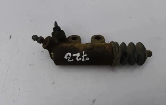 Toyota Corolla Verso AR10 Clutch slave cylinder 