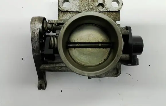 Renault Megane I Throttle valve 102870