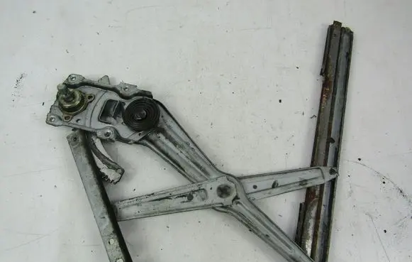 Daewoo Tico Rear door manual window regulator 