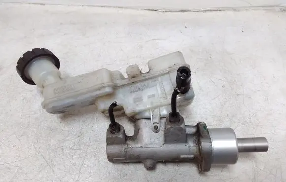 Nissan Note (E11) Master brake cylinder 46090AX600