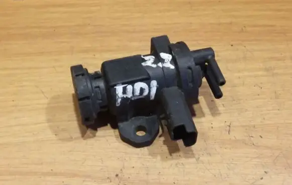 Peugeot 607 Turbo solenoid valve 9635704380