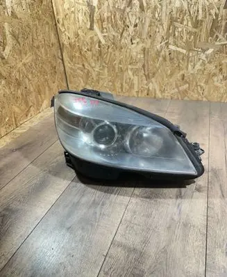 Mercedes-Benz C W204 Headlight/headlamp