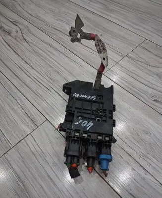 Renault Scenic III - Grand scenic III Battery control module 243800011r
