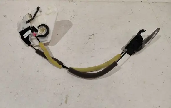Mazda CX-3 Front door lock T8315KD53