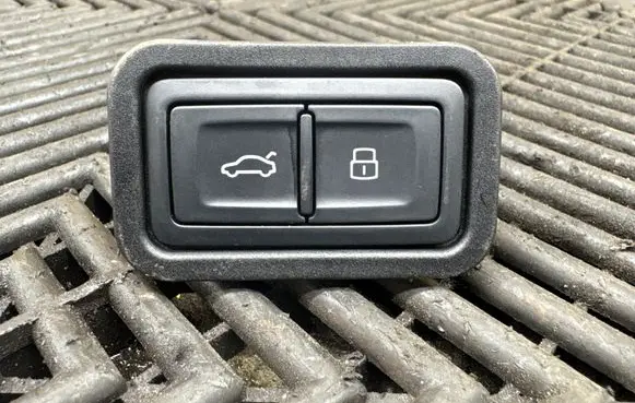 Audi A8 S8 D4 4H Tailgate/boot open switch button 4G0959831B 10092486 08052014