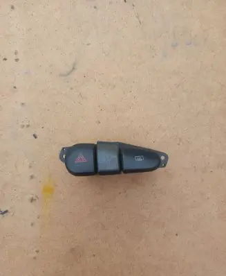 Mitsubishi Colt Hazard light switch