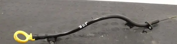 Volkswagen Golf VII Oil level dip stick 04L103634B
