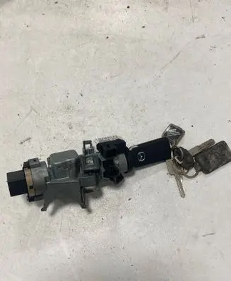 Mazda 6 Ignition lock SL34 UA101856533