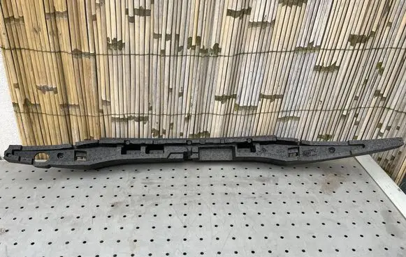 Volvo XC60 Front bumper foam support bar 32345553