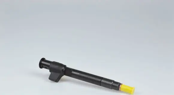 Peugeot 5008 II Fuel injector 28388960