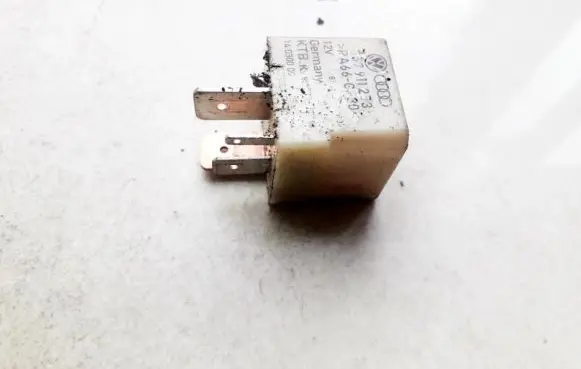 Volkswagen Golf IV Other relay 357911253