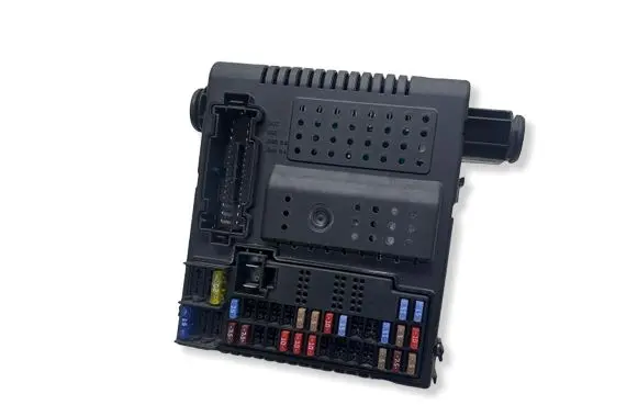 Volvo S60 Fuse module 30786889