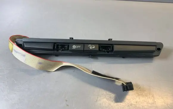 Traction control (ASR) switch