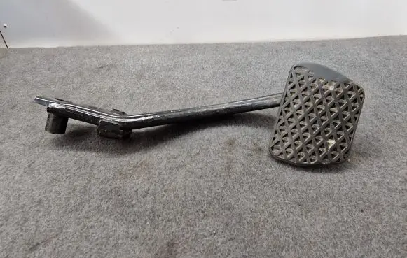 BMW 7 E65 E66 Brake pedal 1160421