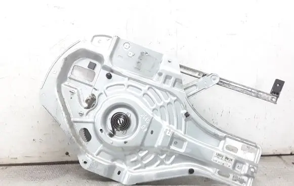 Hyundai Tucson JM Front window lifting mechanism without motor 824802E010