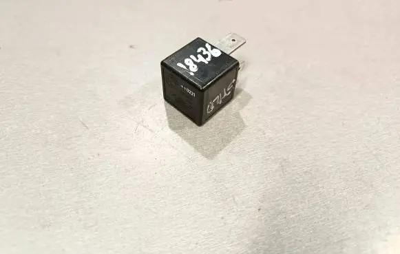 Fiat Stilo Other relay 46520439 B337 V23134J55X229