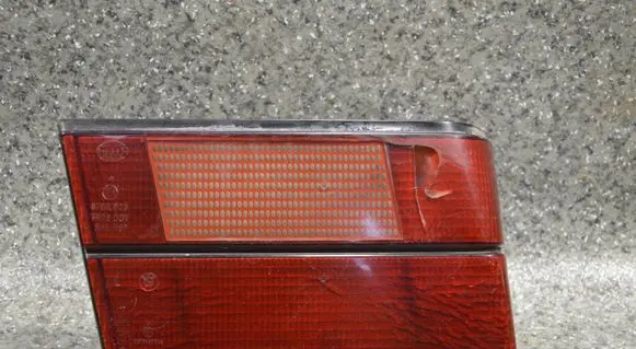 BMW 5 E34 Tailgate rear/tail lights 0018437R38