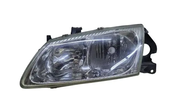 Nissan Almera N16 Headlight/headlamp 16662877 hchr-22