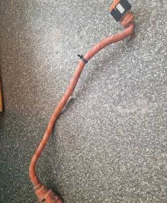Nissan Leaf I (ZE0) High voltage cable 