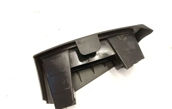 Land Rover Discovery 3 - LR3 Foot rest pad/dead pedal EAV500041