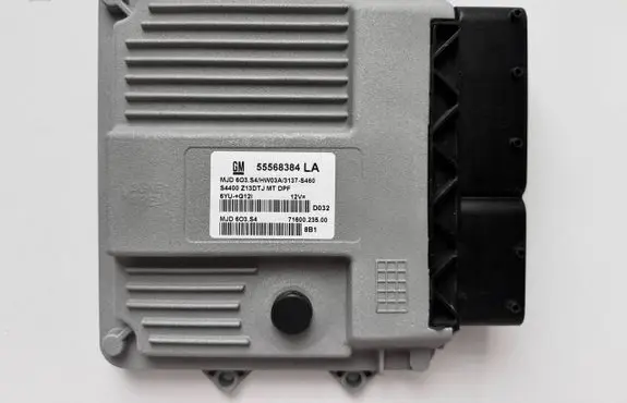 Opel Corsa D Engine control unit/module 55568384LA 55568384 MJD603S4