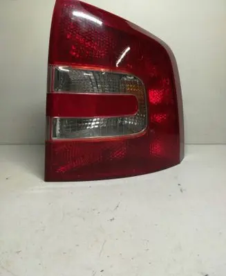 Skoda Octavia Mk2 (1Z) Rear/tail lights 
