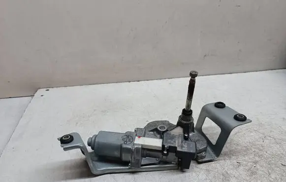 BMW 1 F20 F21 Rear window wiper motor 7258532