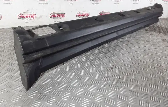 Land Rover Range Rover L322 Sill 7000301