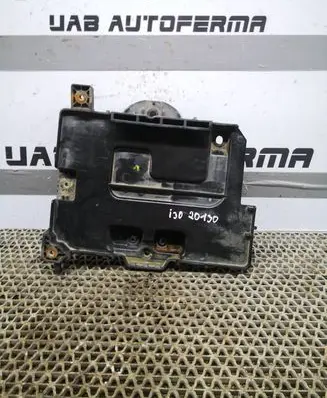 Hyundai i30 Battery tray 37150A5000