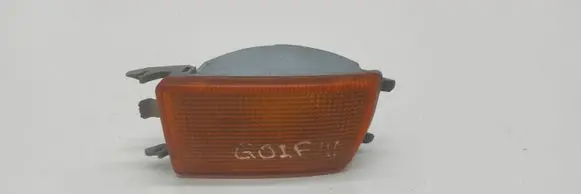 Volkswagen Golf III Front indicator light 22457000S