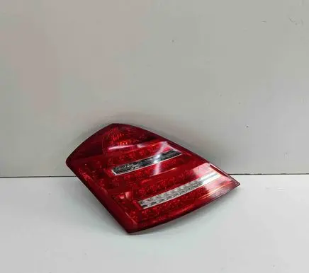 Mercedes-Benz S W221 Rear/tail lights A2218201364