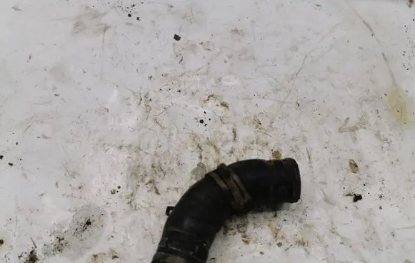 Land Rover Range Rover Sport L320 Engine coolant pipe/hose NOCODE