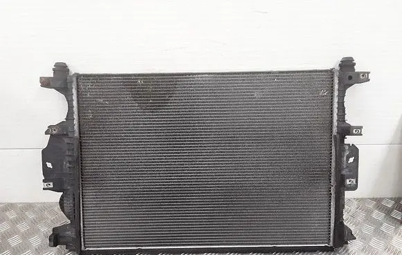 Coolant radiator