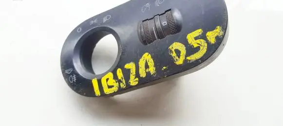 Seat Ibiza III (6L) Headlight level height control switch