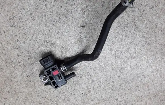 Toyota Land Cruiser (J150) Exhaust gas pressure sensor 8948171010