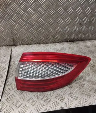 Ford Mondeo MK IV Rear/tail lights 7s7113404b