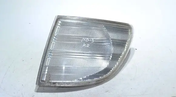 Mercedes-Benz Vito Viano W638 Front indicator light 6388200821