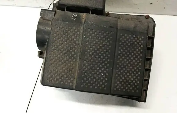Land Rover Discovery 3 - LR3 Air filter box 4619685911
