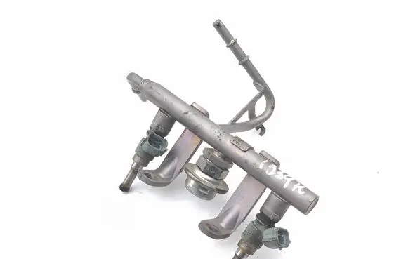 Subaru BRZ Fuel injectors set 204063130 GKTBS