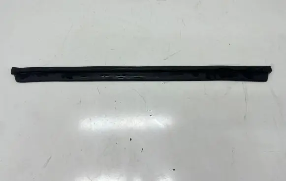 BMW 5 GT F07 Engine compartment rubber 7199435