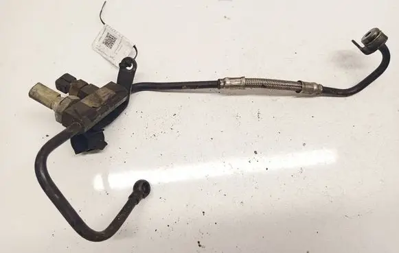 Audi A4 S4 B6 8E 8H Coolant temperature sensor 059145771G