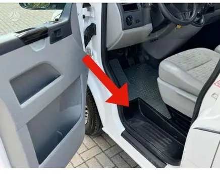 Volkswagen Transporter - Caravelle T5 Front sill trim cover 7H0863735A 0078387 T0010503